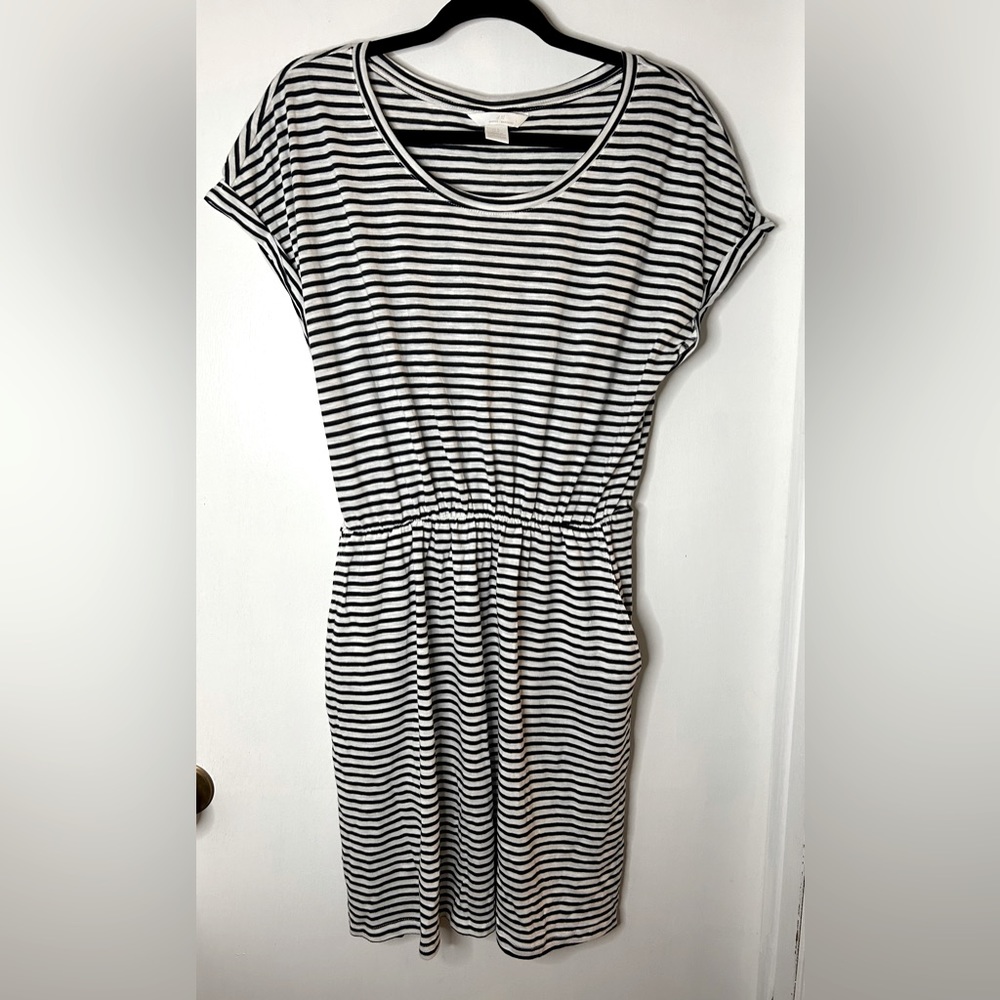 H & M Black and White Stripped Dress